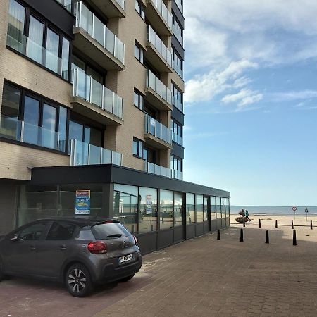 Koksijde Zeedijk La Digue 102 Appartement Met Garage - Lateraal Zeezicht Екстер'єр фото