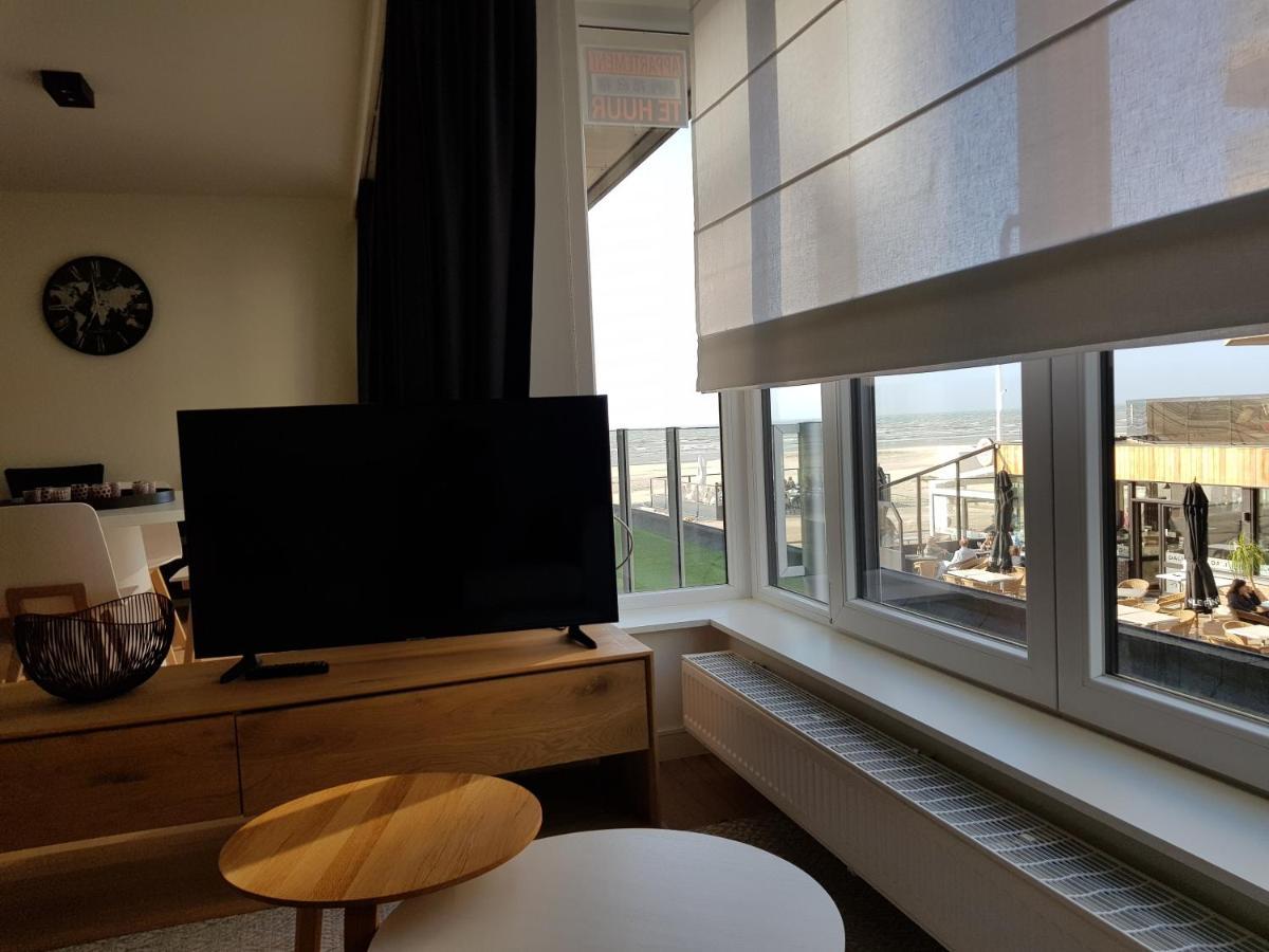 Koksijde Zeedijk La Digue 102 Appartement Met Garage - Lateraal Zeezicht Екстер'єр фото
